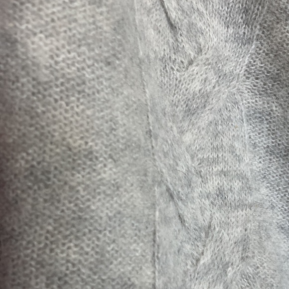 Gray Vineyard Vines turtleneck sweater, size XXS - Picture 9 of 9